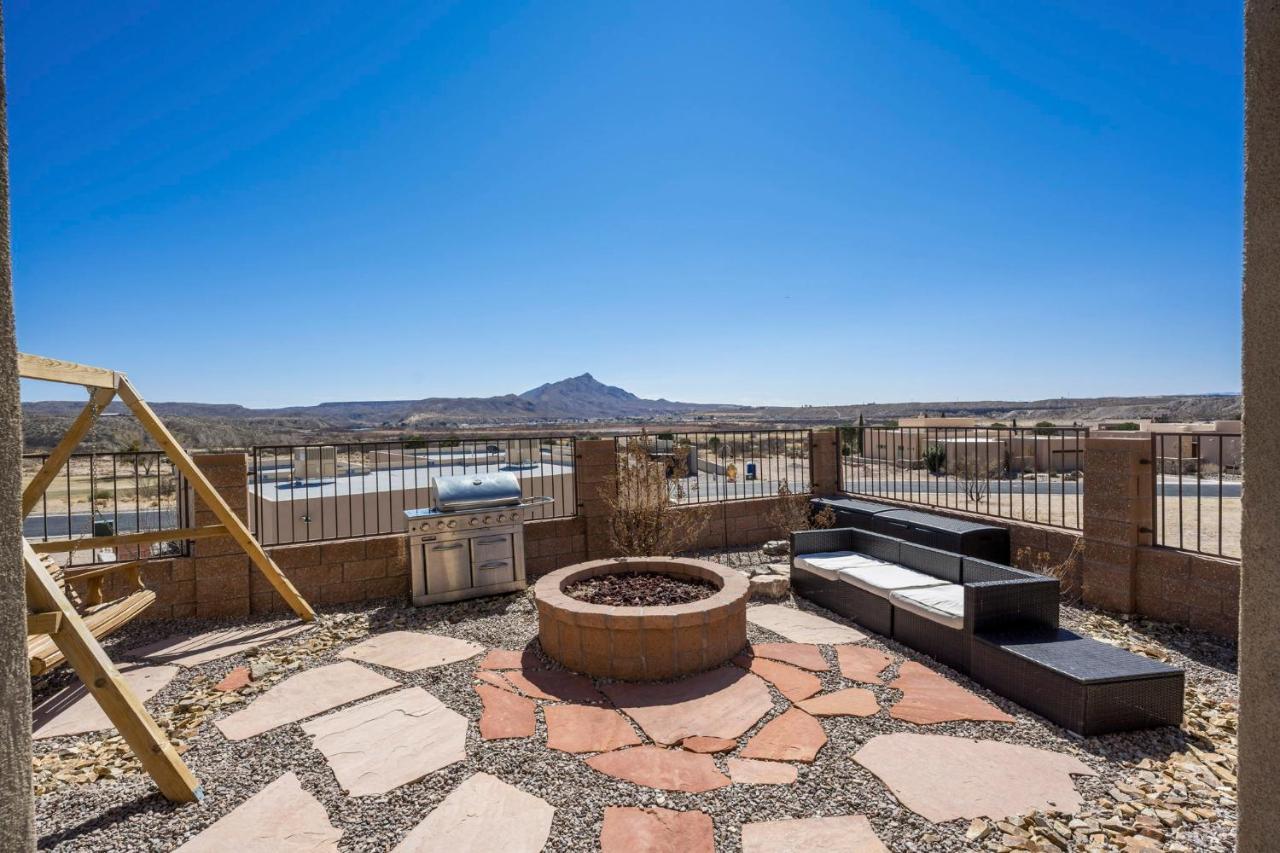 Turtleback Oasis - Minutes To Lake, Hot Springs, Golf - Luxurious, Spacious And Equipped Elephant Butte Exterior photo
