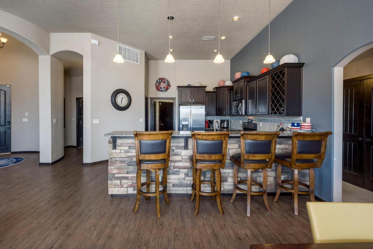 Turtleback Oasis - Minutes To Lake, Hot Springs, Golf - Luxurious, Spacious And Equipped Elephant Butte Exterior photo