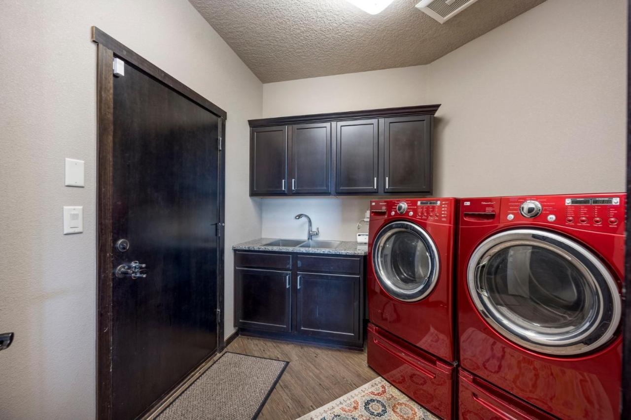 Turtleback Oasis - Minutes To Lake, Hot Springs, Golf - Luxurious, Spacious And Equipped Elephant Butte Exterior photo